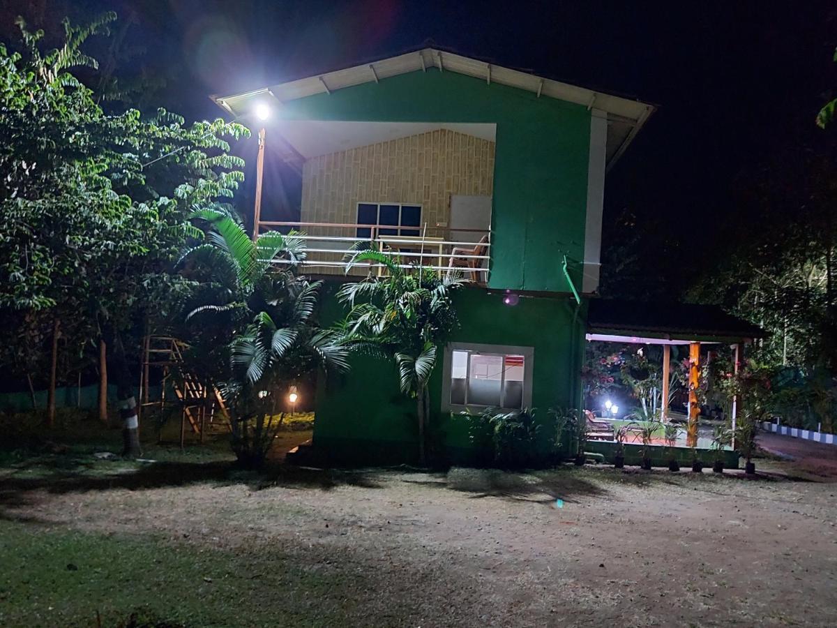 The Midway Jungle Resort 마시나구디 외부 사진