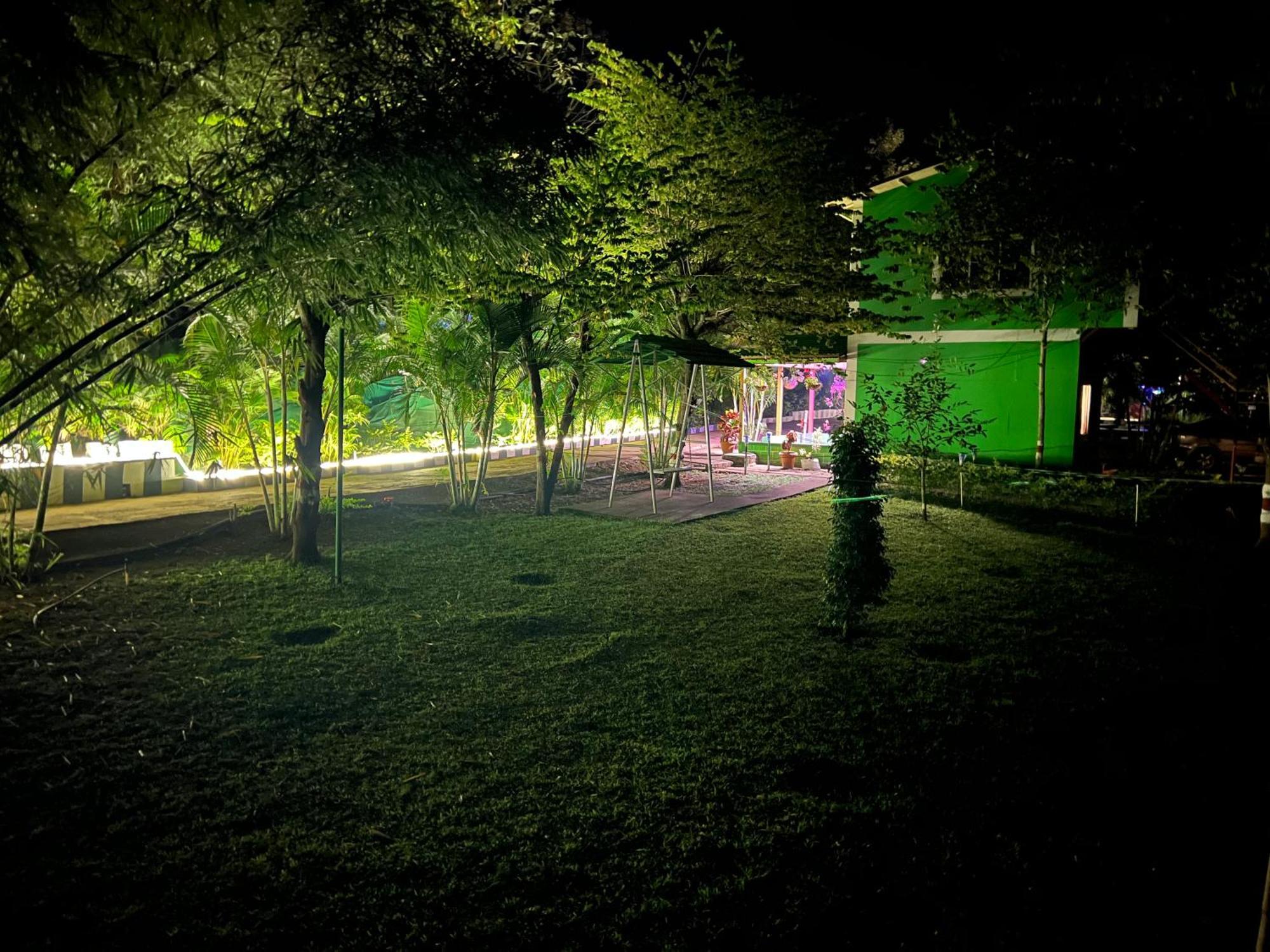 The Midway Jungle Resort 마시나구디 외부 사진