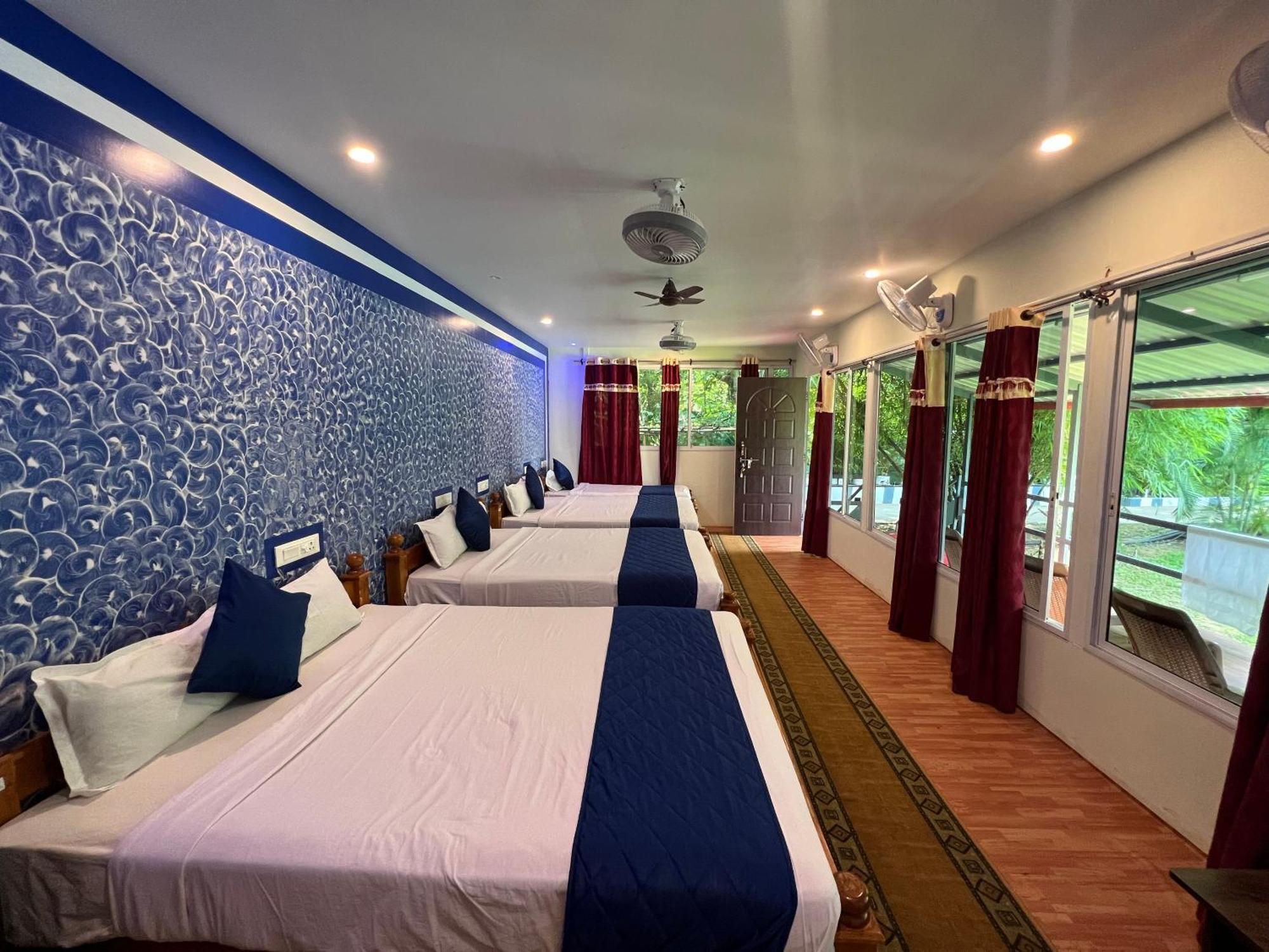 The Midway Jungle Resort 마시나구디 외부 사진