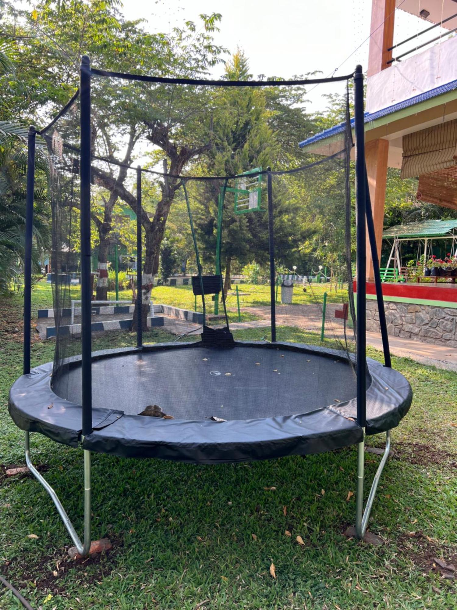 The Midway Jungle Resort 마시나구디 외부 사진